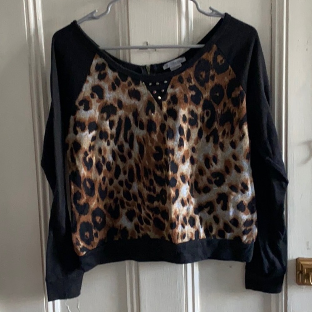 Long Sleeve Animal Printed Top